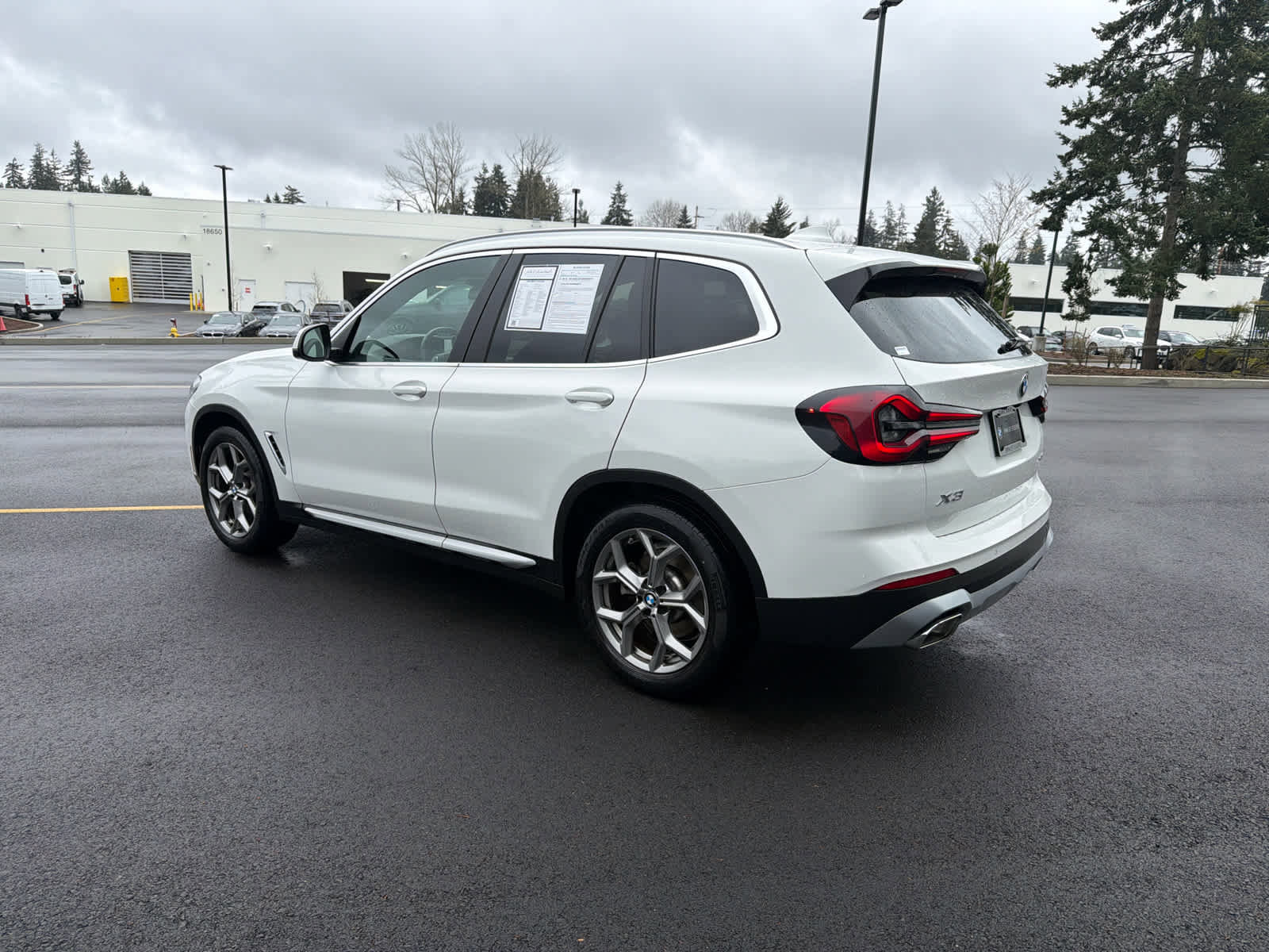 Used 2024 BMW X3 xDrive30i image 3