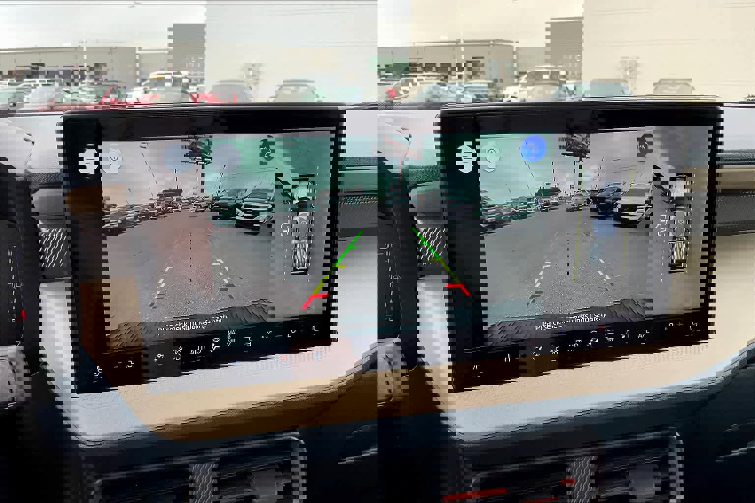 Certified 2025 Ford Maverick Lariat w/ 4K Tow Package image 26