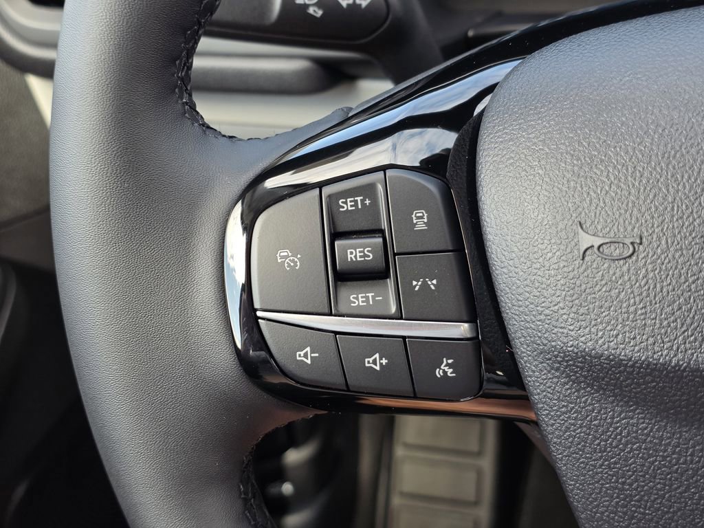 Used 2024 Ford Escape Platinum w/ Premium Technology Package image 29