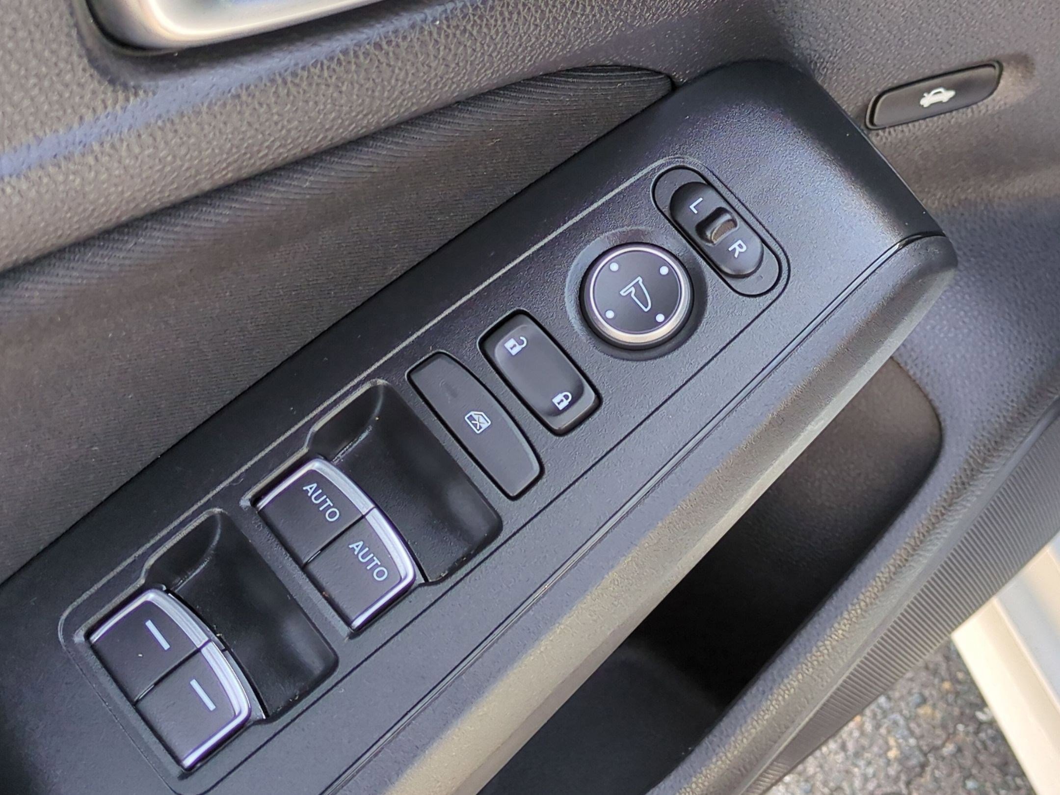 Used 2022 Honda Civic Sport image 14