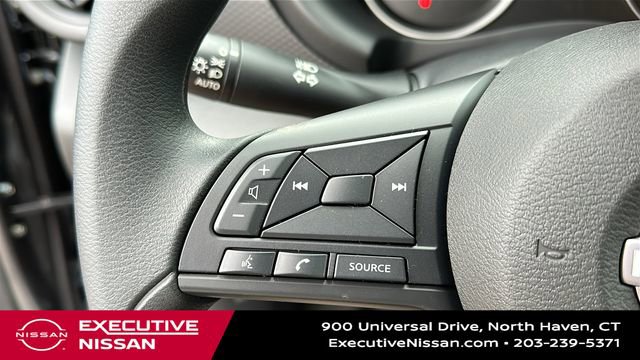 Used 2025 Nissan Kicks Play S FWD image 12