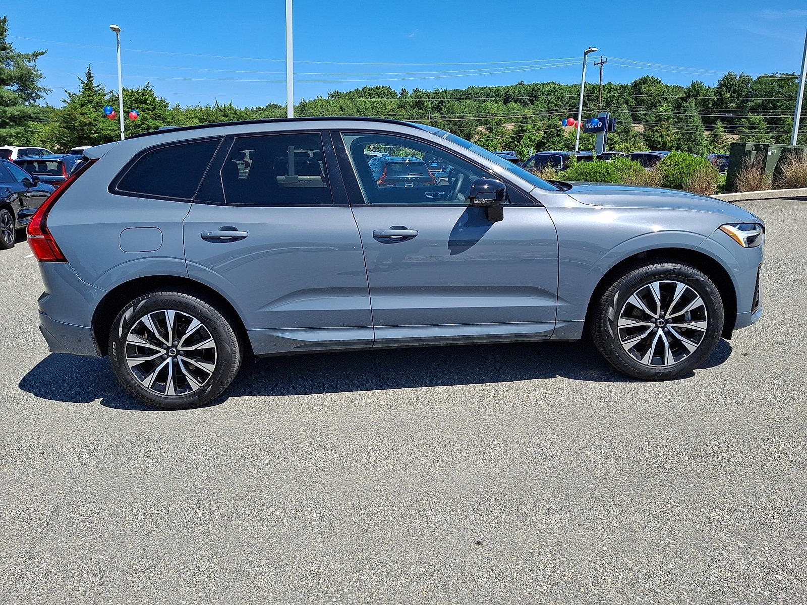 Certified 2024 Volvo XC60 B5 Core w/ Protection Package Premier AWD/4WD image 7