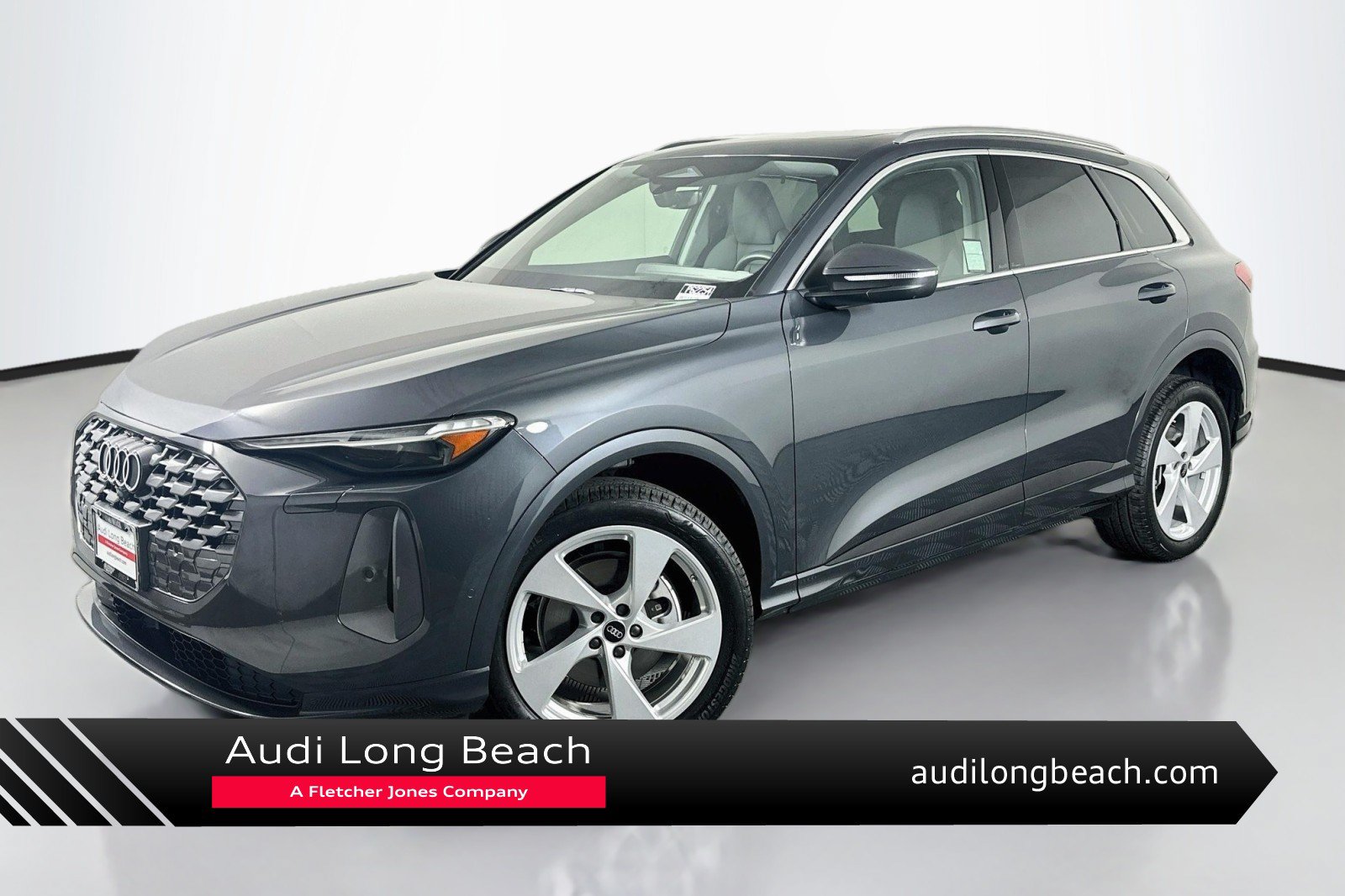Used 2025 Audi Q5 Premium Plus w/ Premium Plus