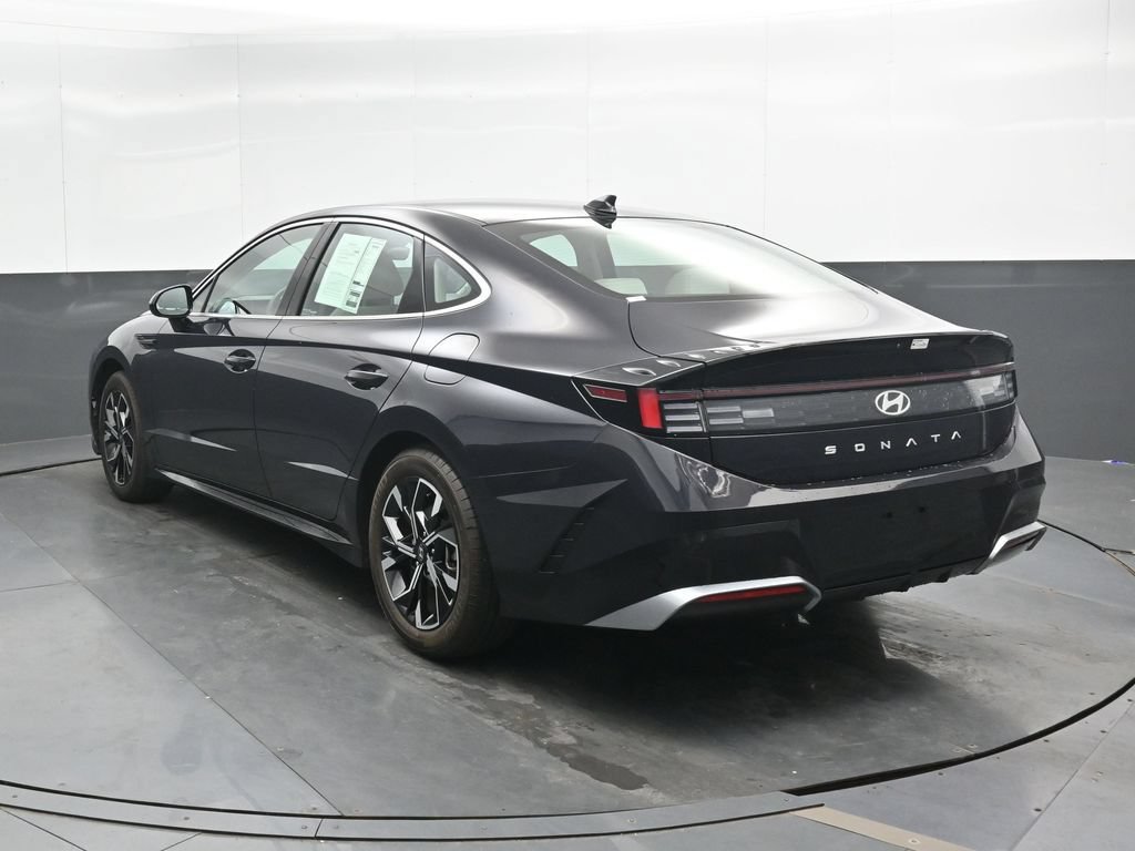 Used 2024 Hyundai Sonata SEL FWD image 9