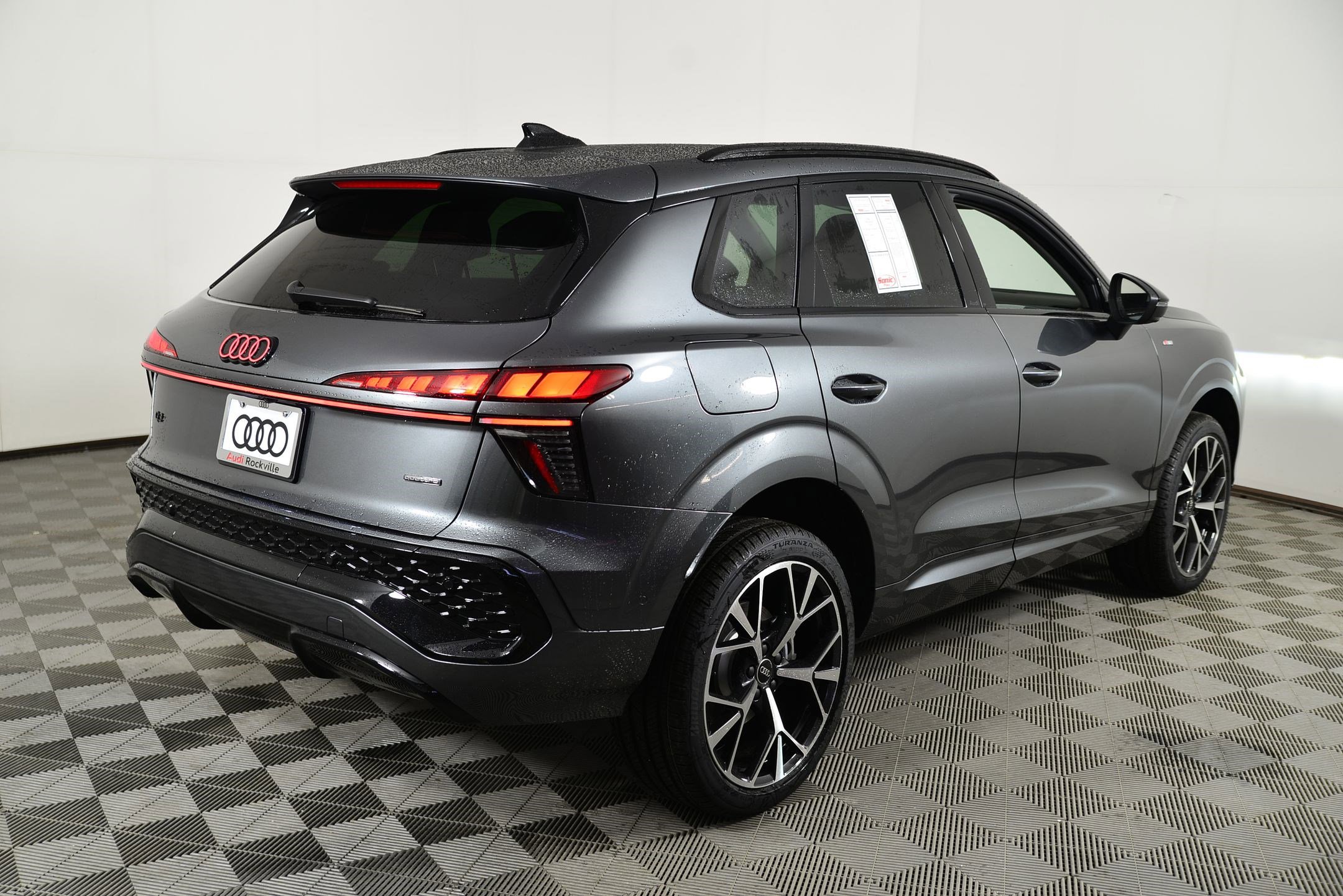 New 2026 Audi Q3 quattro 2.0T image 9