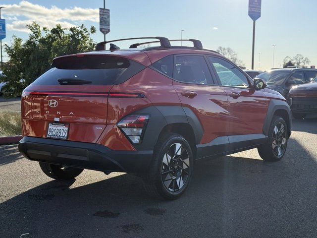 Certified 2025 Hyundai Kona SEL image 6