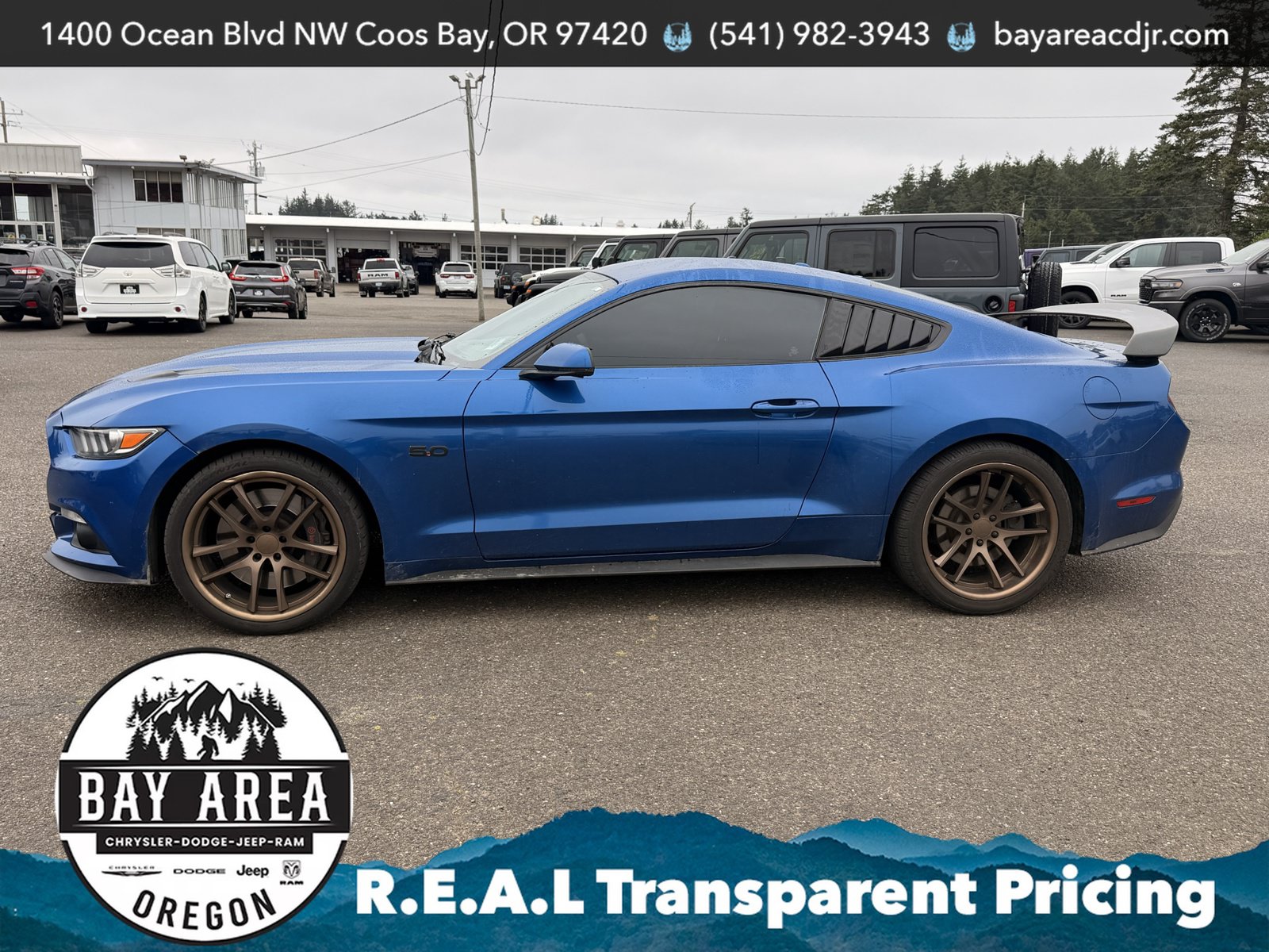Used 2017 Ford Mustang GT Premium w/ GT Performance Package RWD image 8