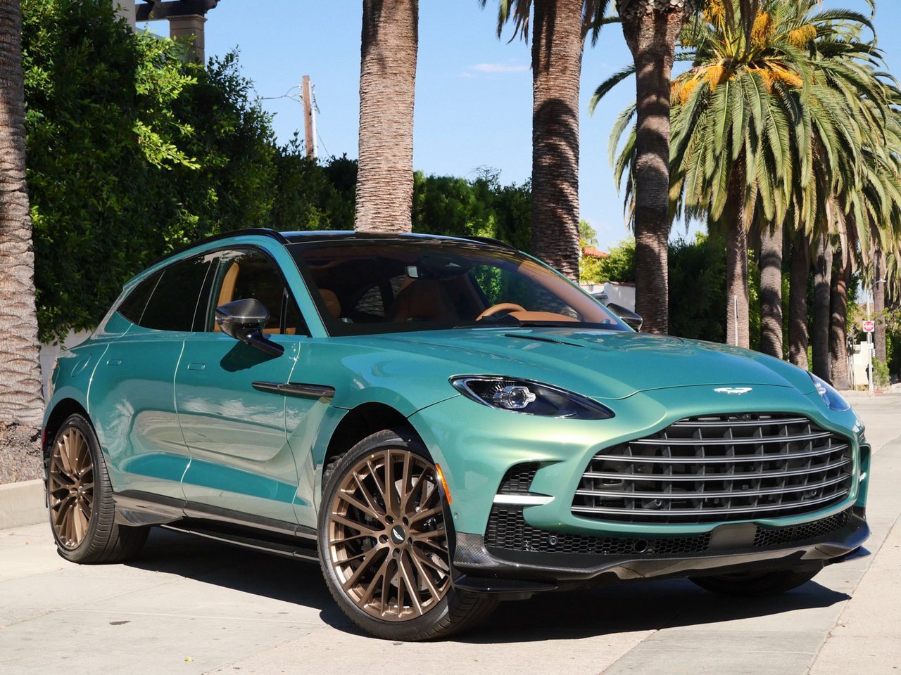Used 2025 Aston Martin DBX 707