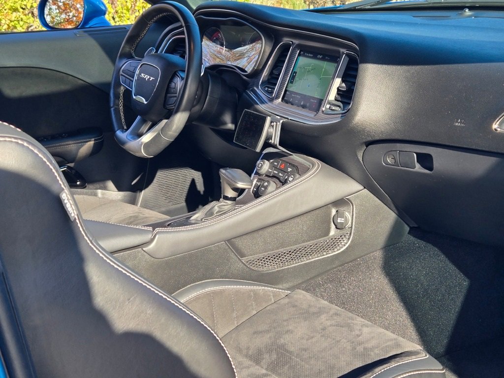 Used 2019 Dodge Challenger SRT Hellcat image 32