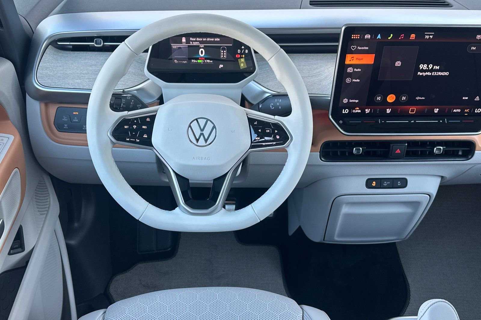 New 2025 Volkswagen ID. Buzz 1st Edition AWD/4WD image 12
