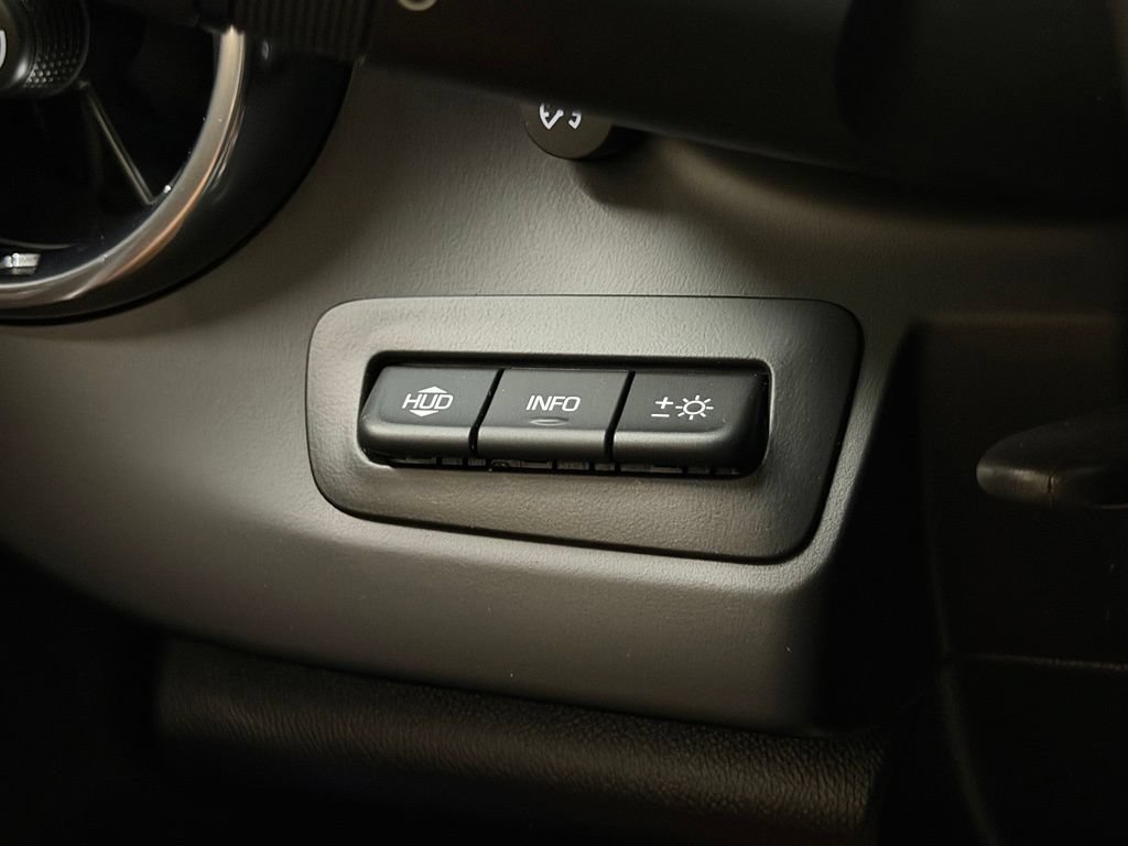 Used 2019 Chevrolet Camaro SS RWD image 19