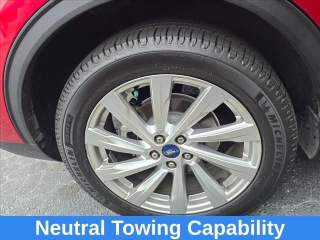 Used 2021 Ford Escape Titanium w/ Titanium Elite Package FWD image 15