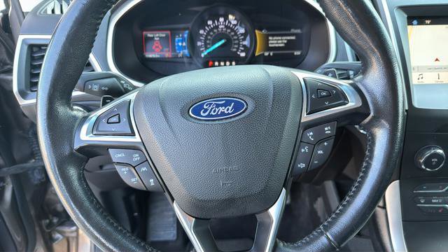 Used 2019 Ford Edge SEL w/ Equipment Group 201A image 9
