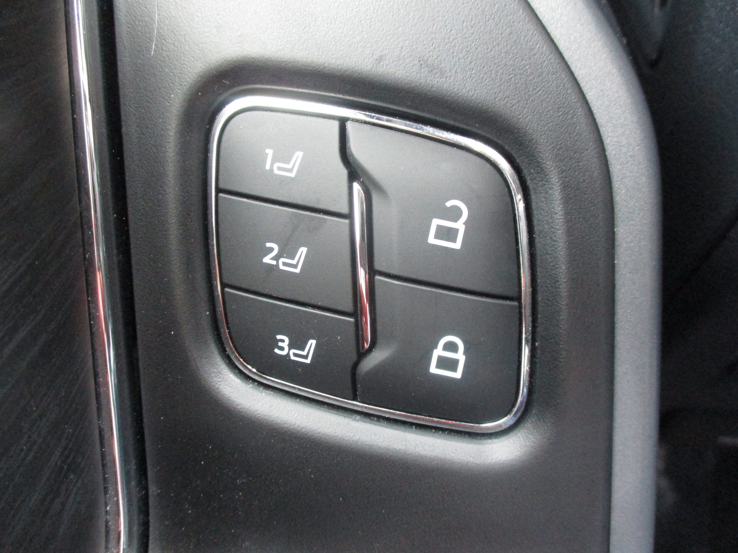 Used 2024 Ford F150 Lariat w/ Bed Utility Package AWD/4WD image 44