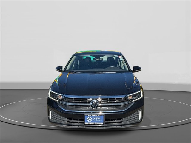 Certified 2022 Volkswagen Jetta SEL image 2