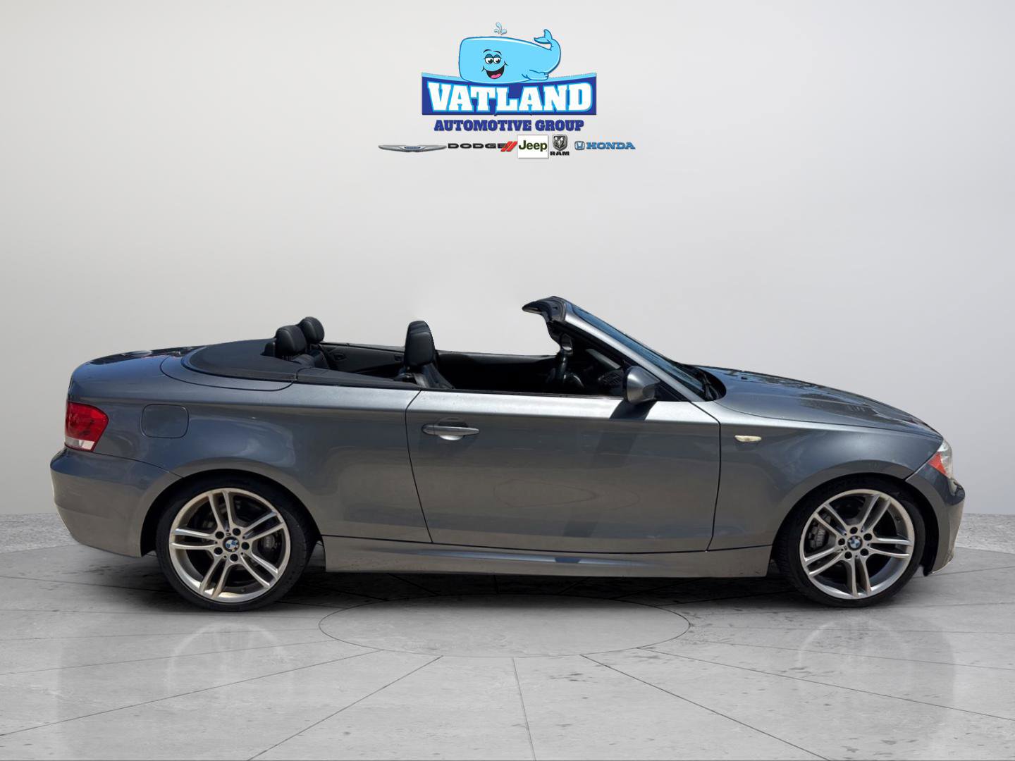 Used 2013 BMW 135i Convertible RWD image 28