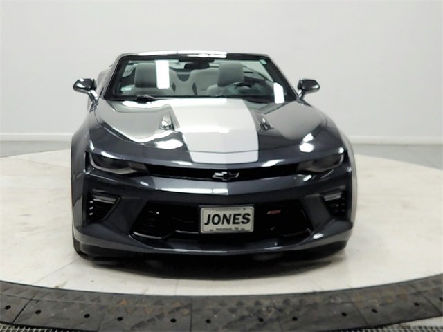 Used 2018 Chevrolet Camaro SS image 2