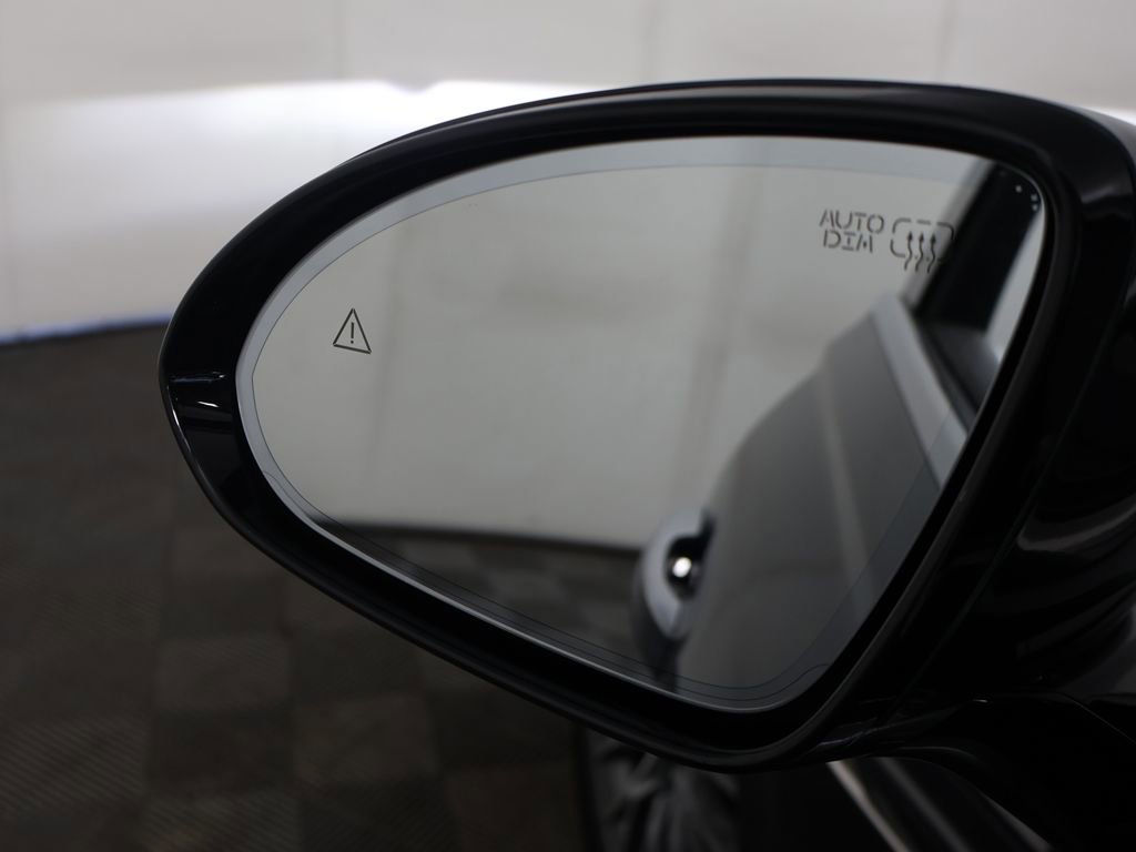 Used 2022 Genesis G80 2.5T image 35