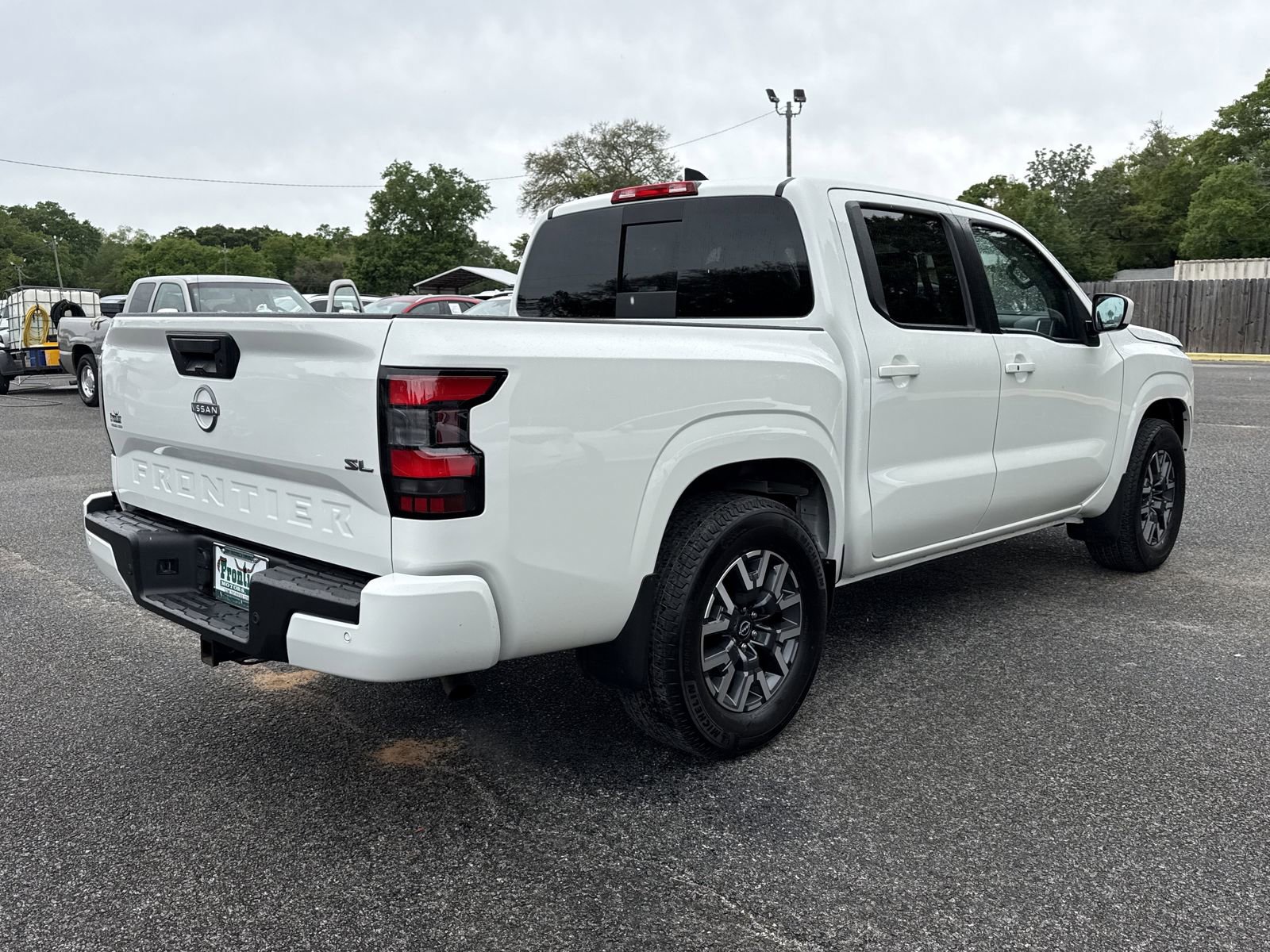 Used 2024 Nissan Frontier SL w/ Technology Package image 5