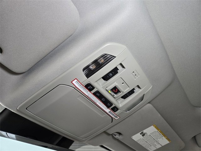 Used 2020 Toyota Highlander Limited Platinum image 34