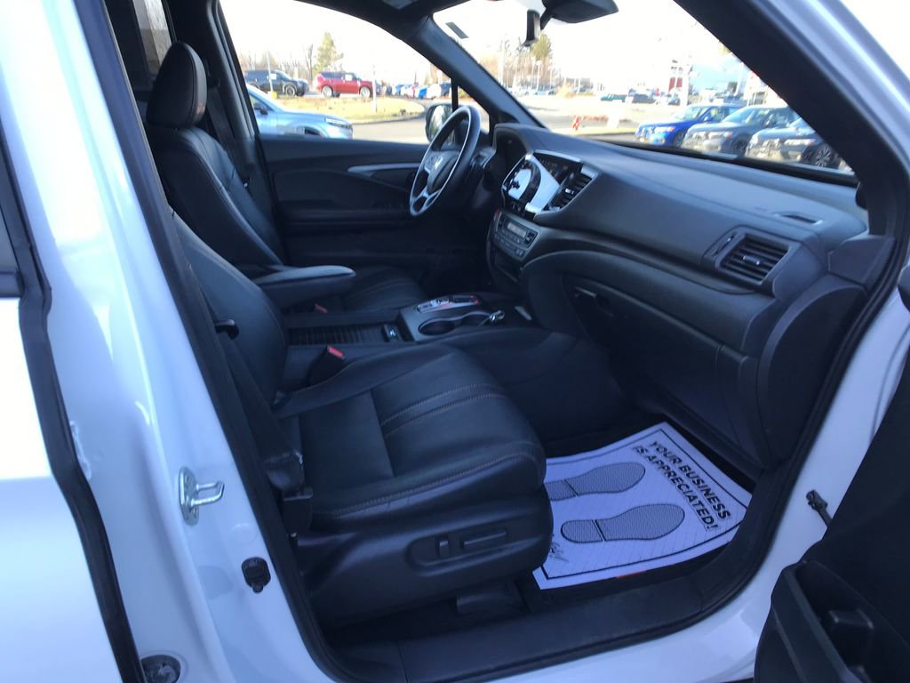 Certified 2023 Honda Passport TrailSport image 14