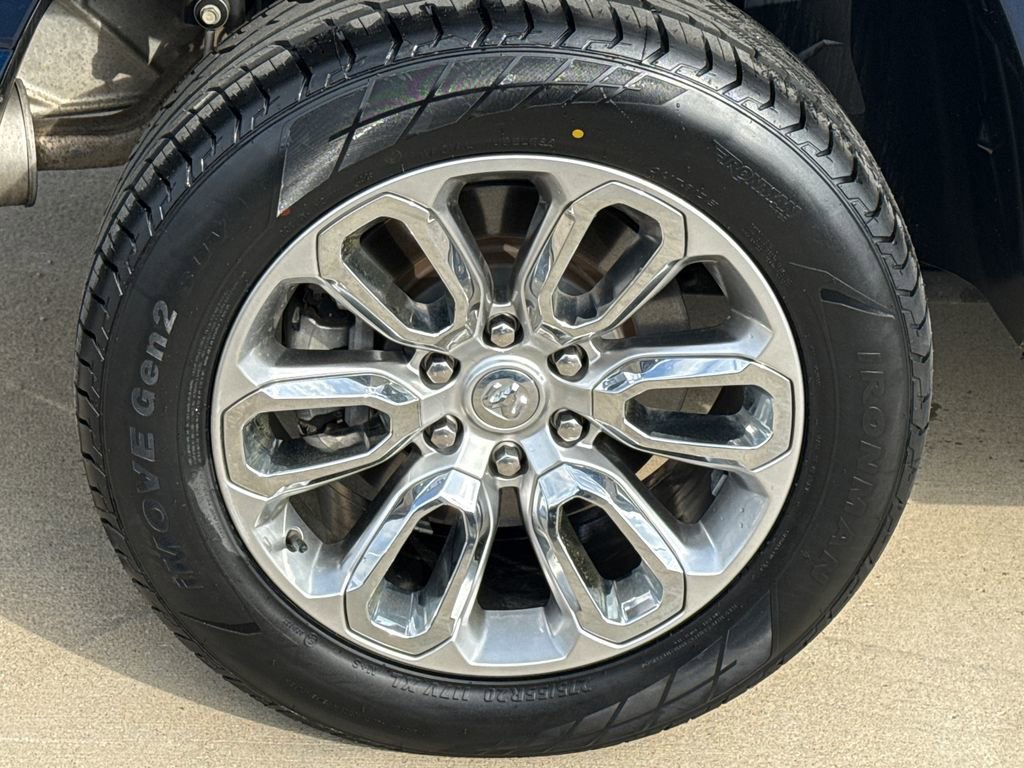 Used 2023 RAM 1500 Laramie image 9