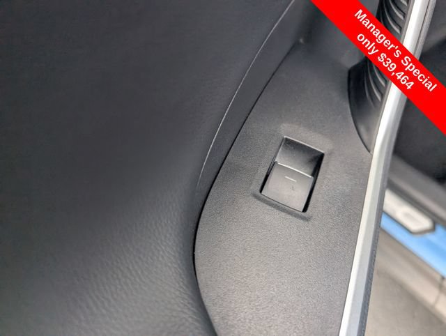 Used 2023 Toyota RAV4 XSE AWD/4WD image 12