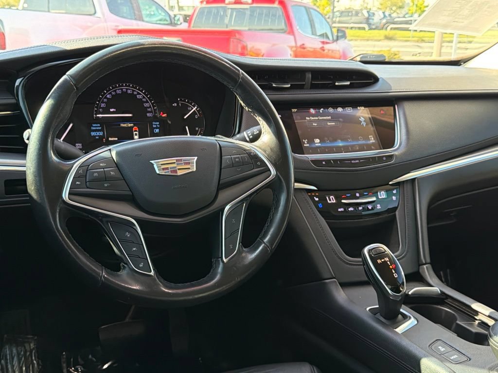 Used 2019 Cadillac XT5 Premium Luxury FWD image 34