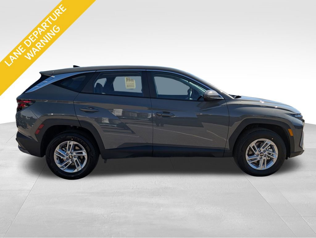 Used 2026 Hyundai Tucson SE image 6