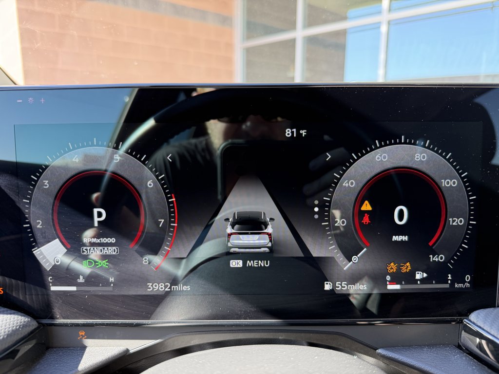 Used 2025 Nissan Kicks SR FWD image 18