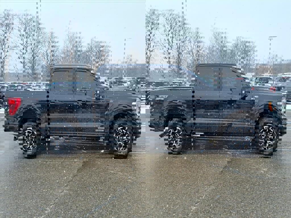 Certified 2023 Ford F150 XLT w/ Equipment Group 302A High image 10