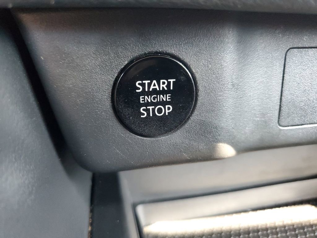 Used 2024 Nissan Rogue SV image 23