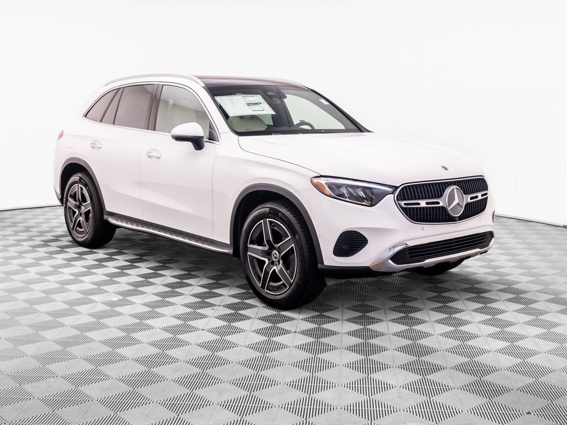 New 2027 Mercedes-Benz GLC 300 4MATIC image 7