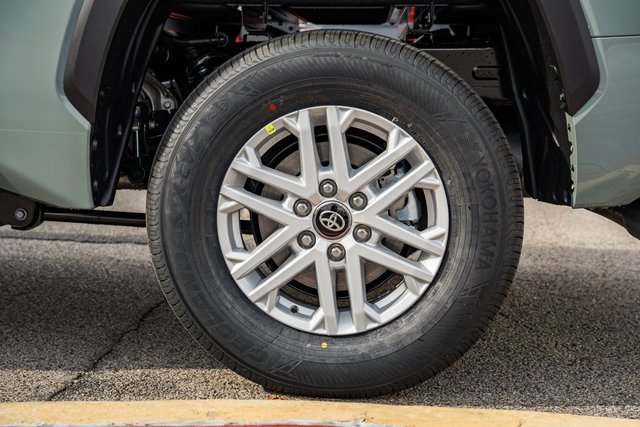 New 2026 Toyota Tundra SR5 image 17