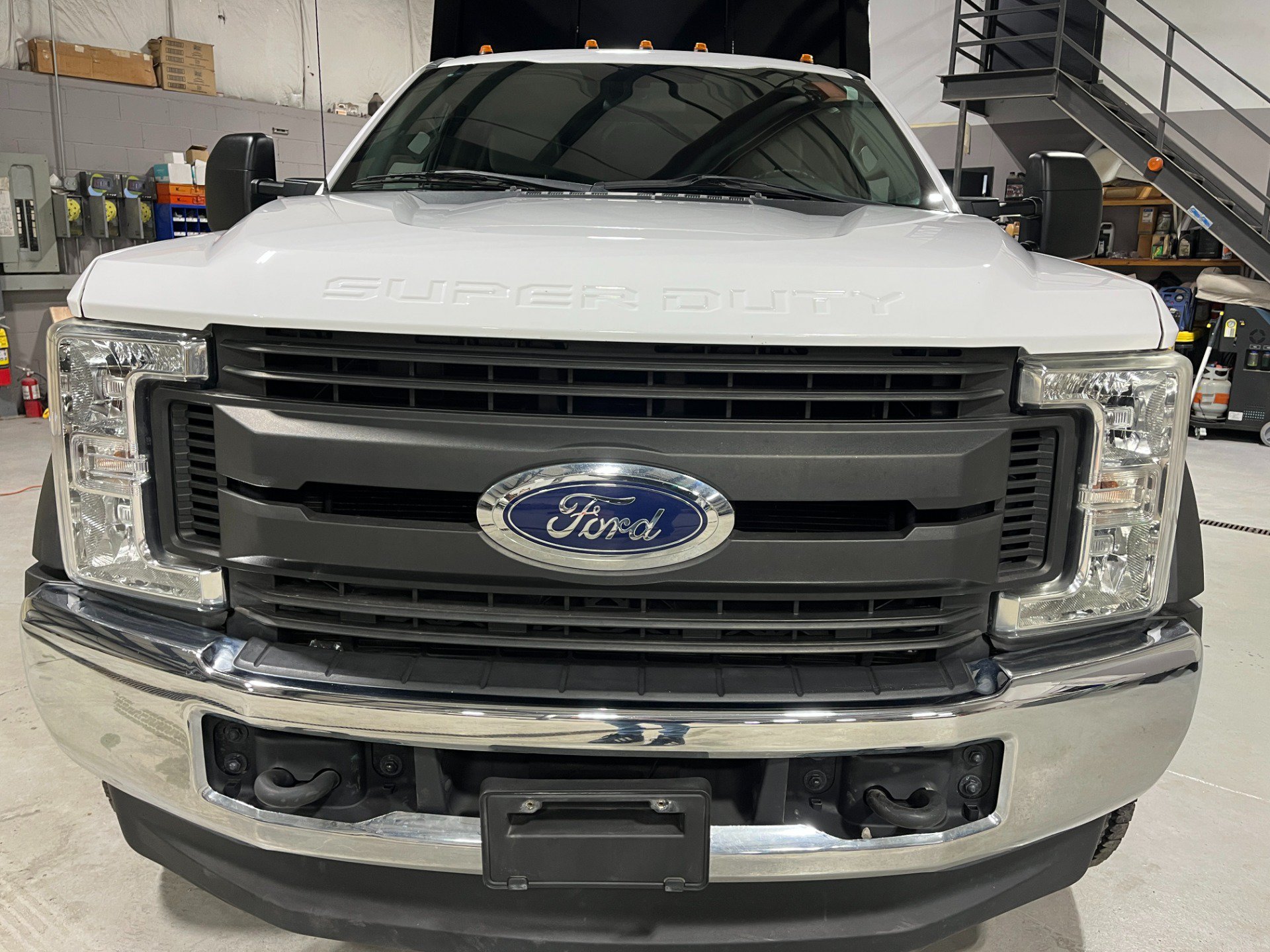 Used 2019 Ford F450 XL w/ XL Value Package AWD/4WD image 2