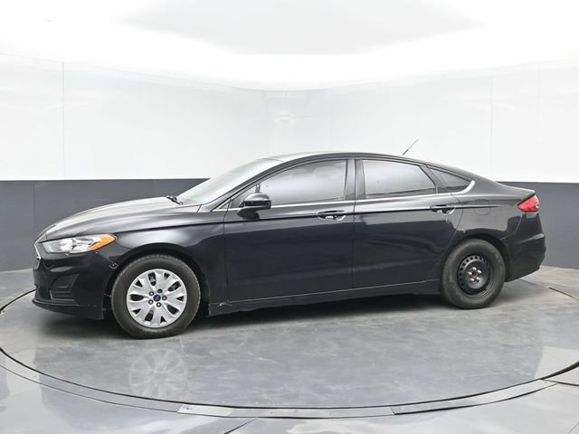 Used 2019 Ford Fusion S FWD image 11