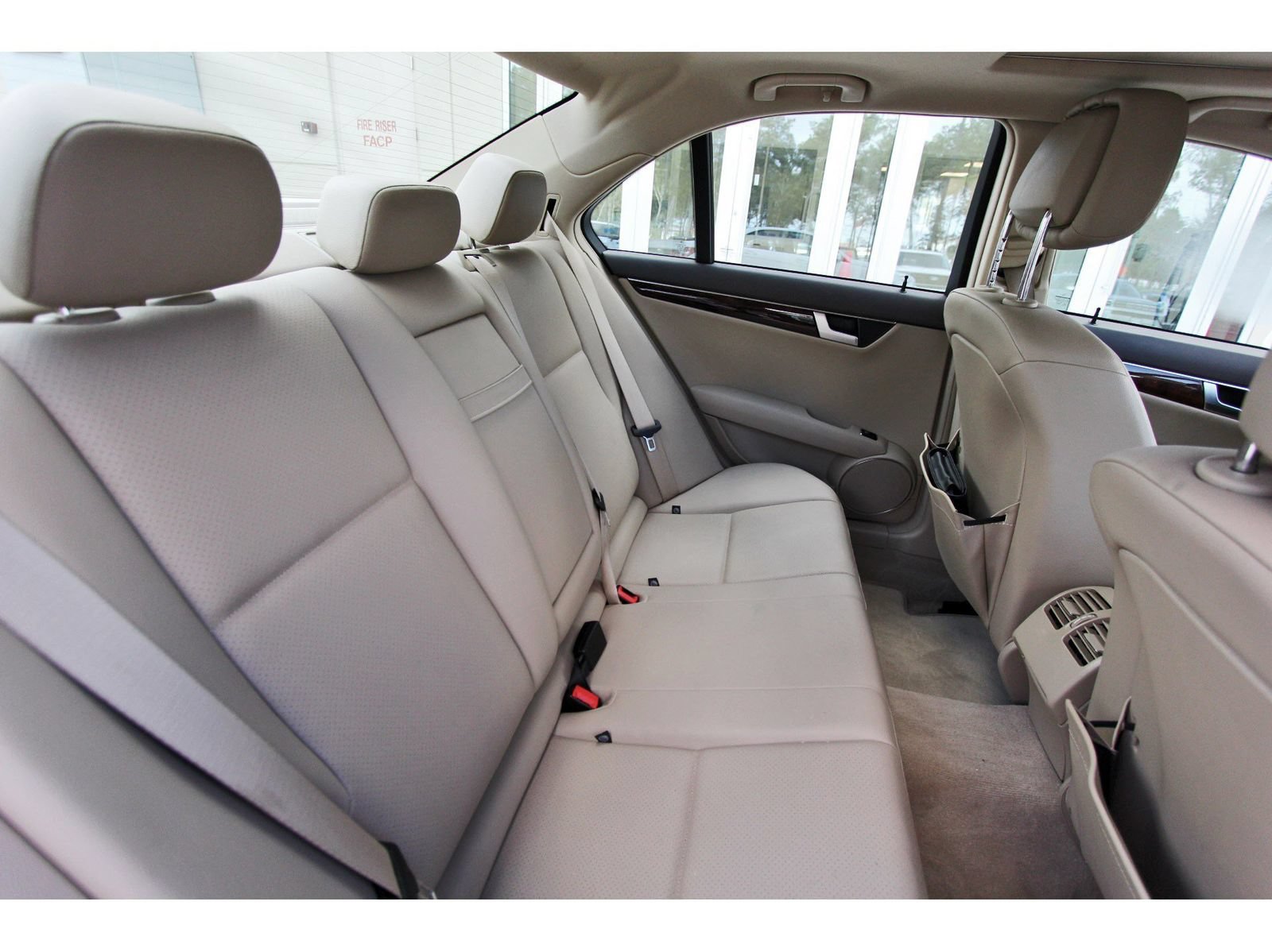 Used 2013 Mercedes-Benz C 250 Sedan image 14