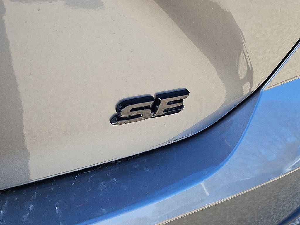New 2026 Toyota Camry Hybrid AWD/4WD image 4