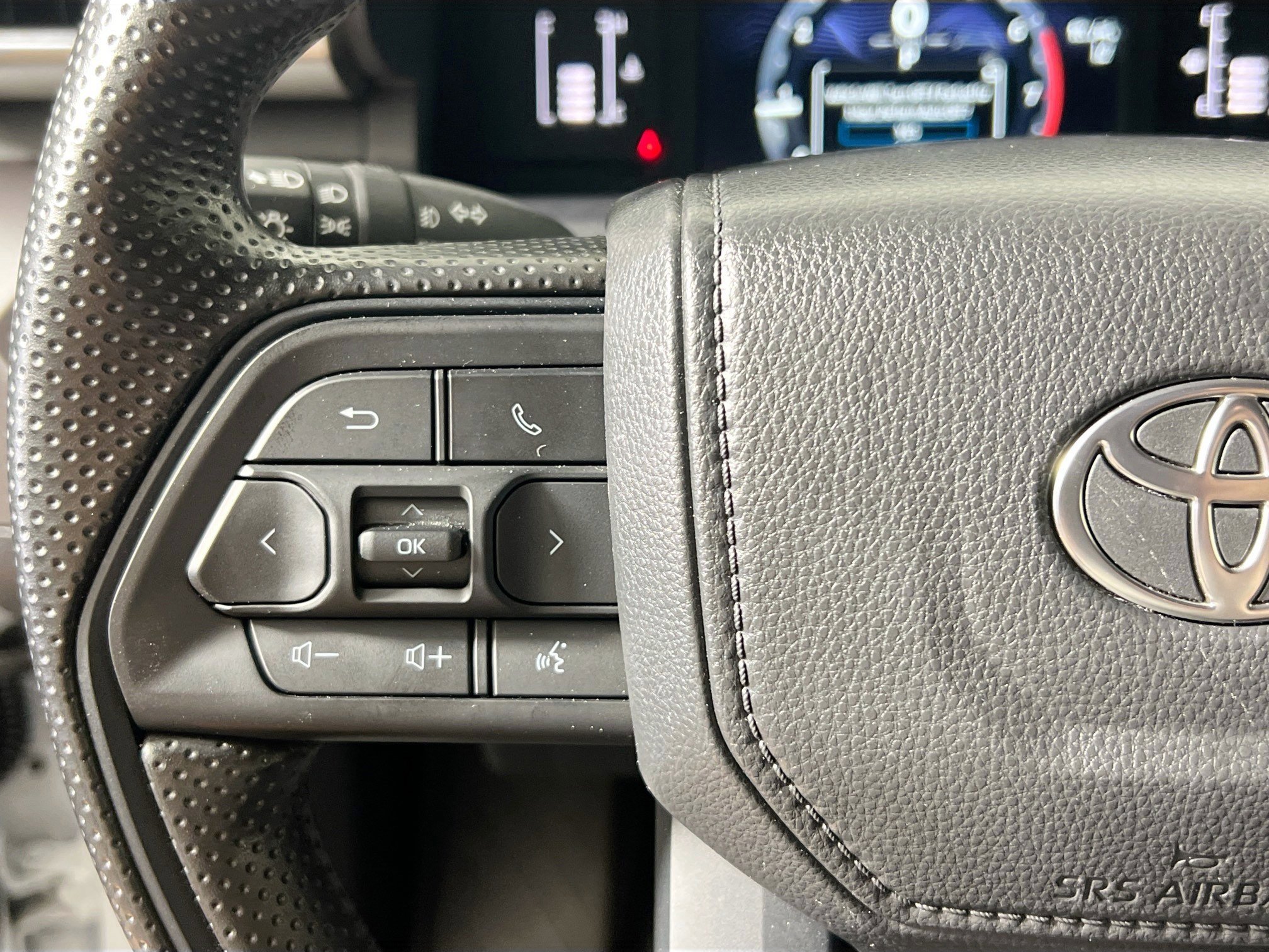 Used 2024 Toyota Tacoma SR5 image 18