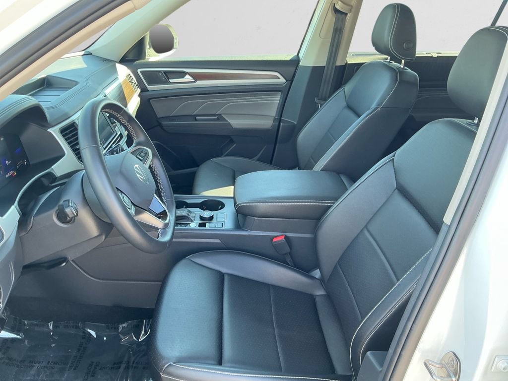 Used 2023 Volkswagen Atlas SE AWD/4WD image 9