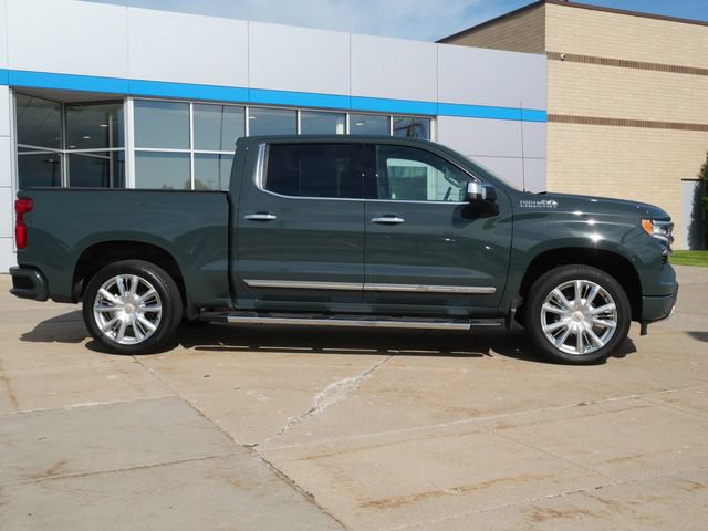 Used 2026 Chevrolet Silverado 1500 High Country w/ High Country Premium Package AWD/4WD image 8