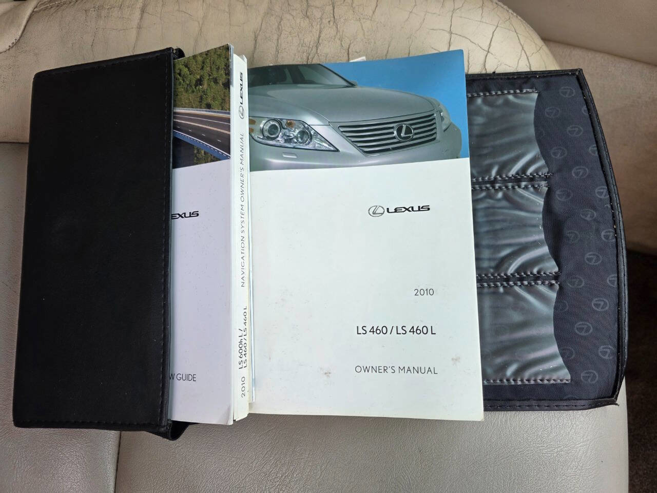 Used 2010 Lexus LS 460 image 40