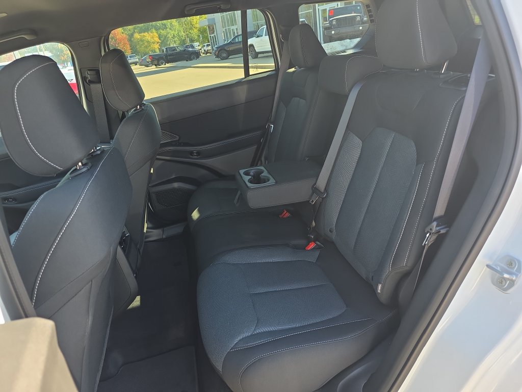 New 2026 Jeep Cherokee Laredo AWD/4WD image 13