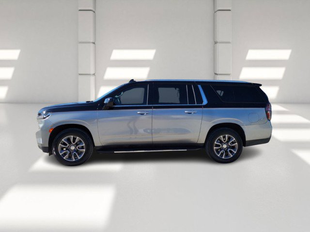 Used 2023 Chevrolet Suburban LS w/ Driver Alert Package image 4