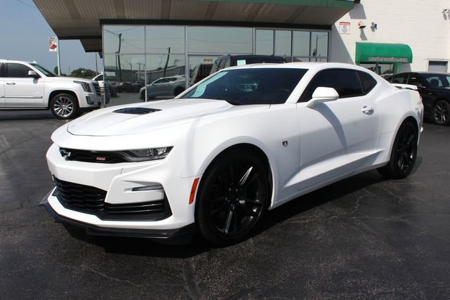 Used 2021 Chevrolet Camaro SS RWD image 5