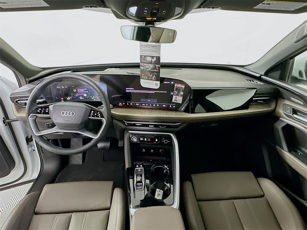 New 2025 Audi Q5 Premium Plus image 3