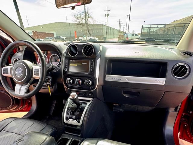 Used 2015 Jeep Compass High Altitude image 10