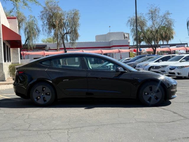 Used 2023 Tesla Model 3 Standard Range RWD image 2