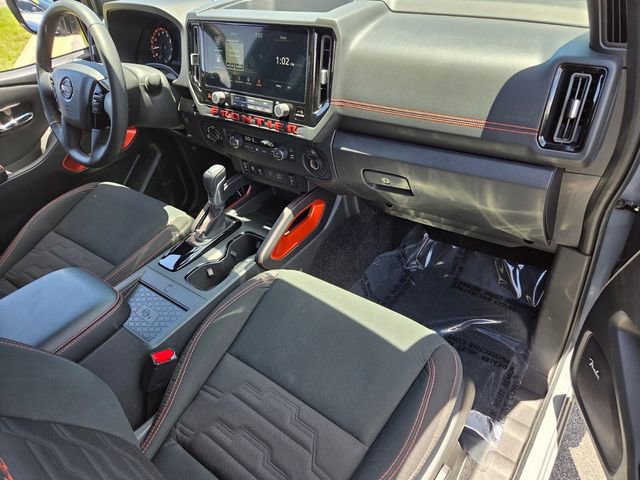 Used 2025 Nissan Frontier PRO-4X w/ Pro Convenience Package AWD/4WD image 19