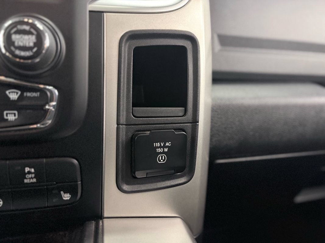 Used 2020 RAM 1500 Warlock AWD/4WD image 27